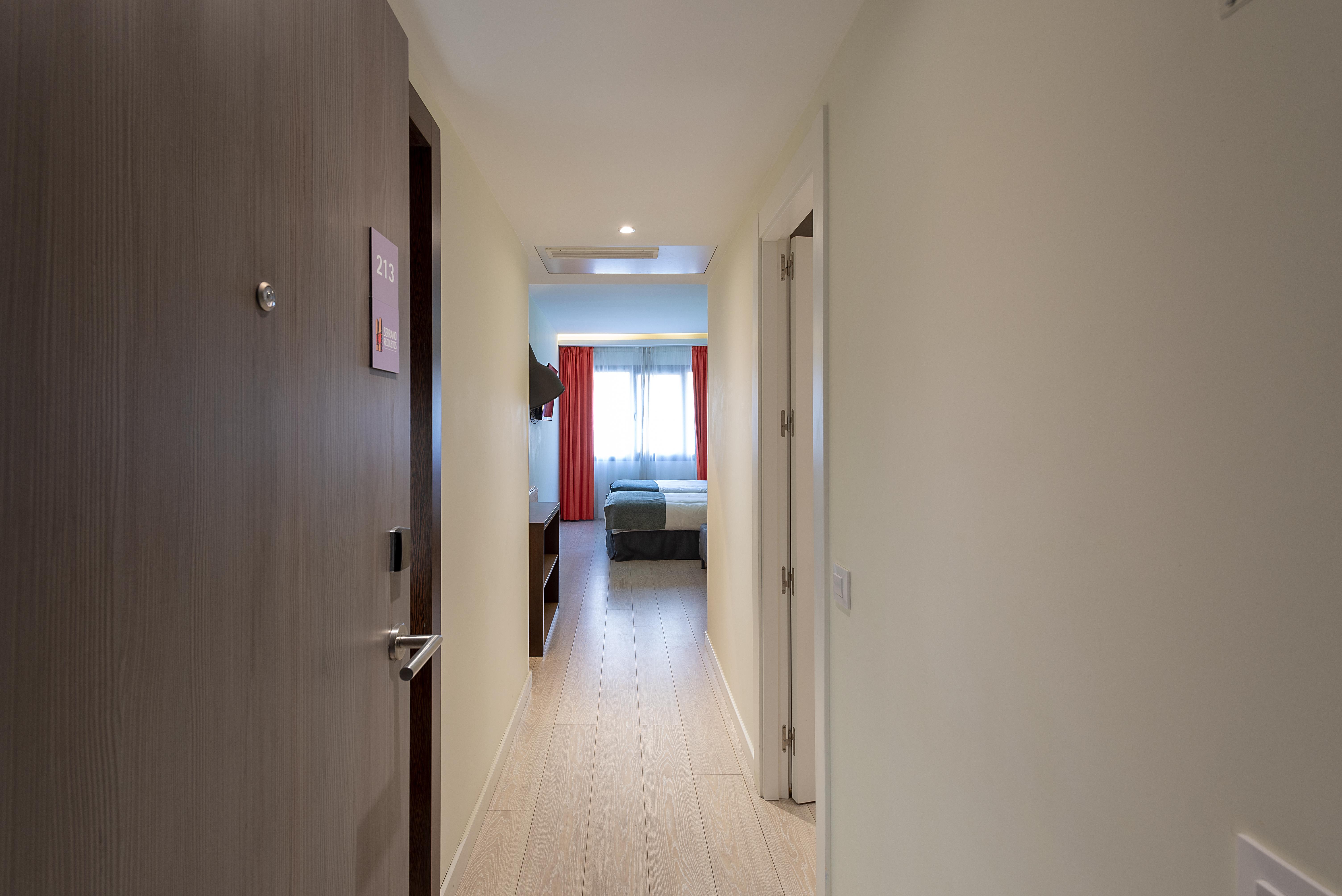 Apartamentos Recoletos Madrid Kültér fotó
