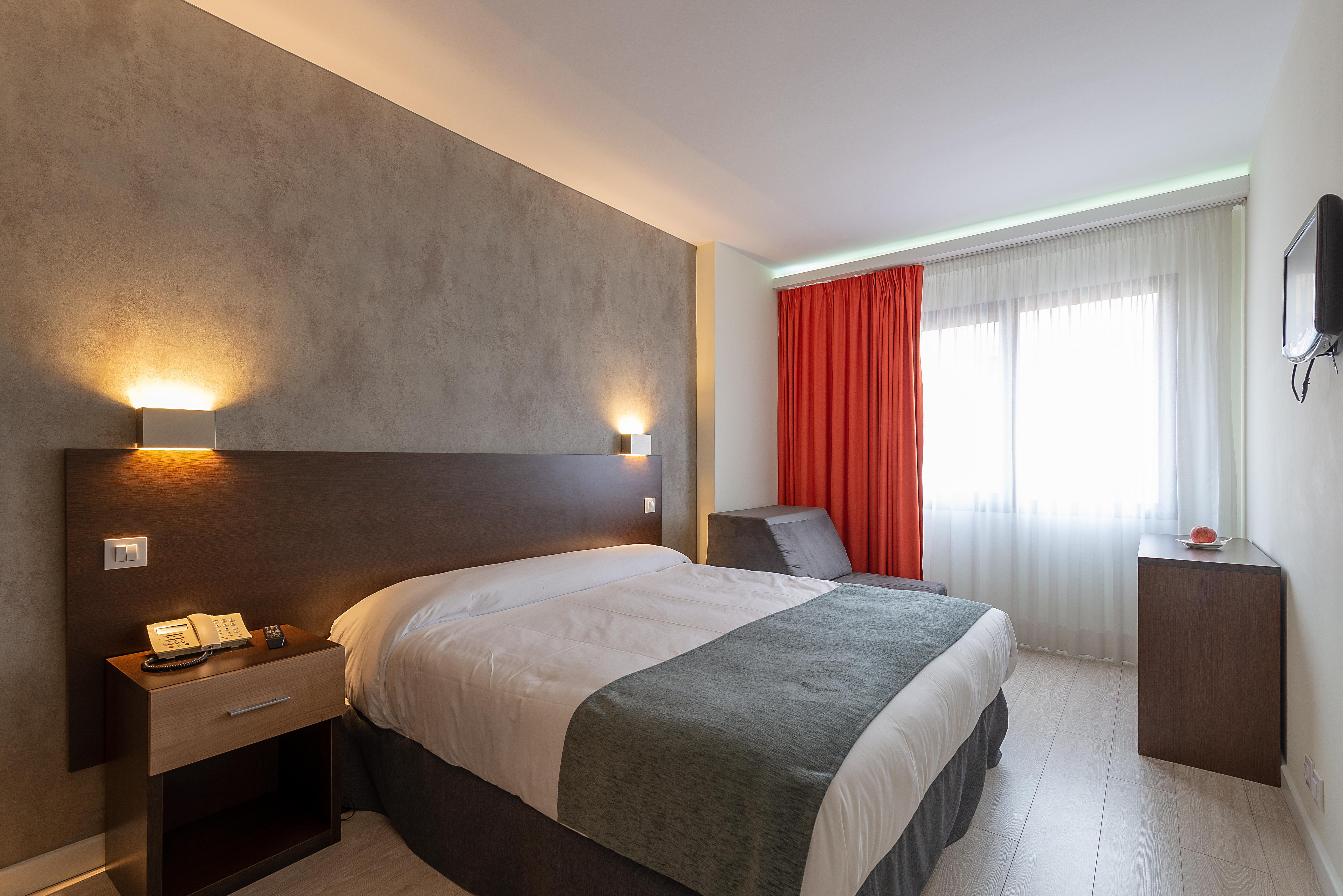 Apartamentos Recoletos Madrid Kültér fotó