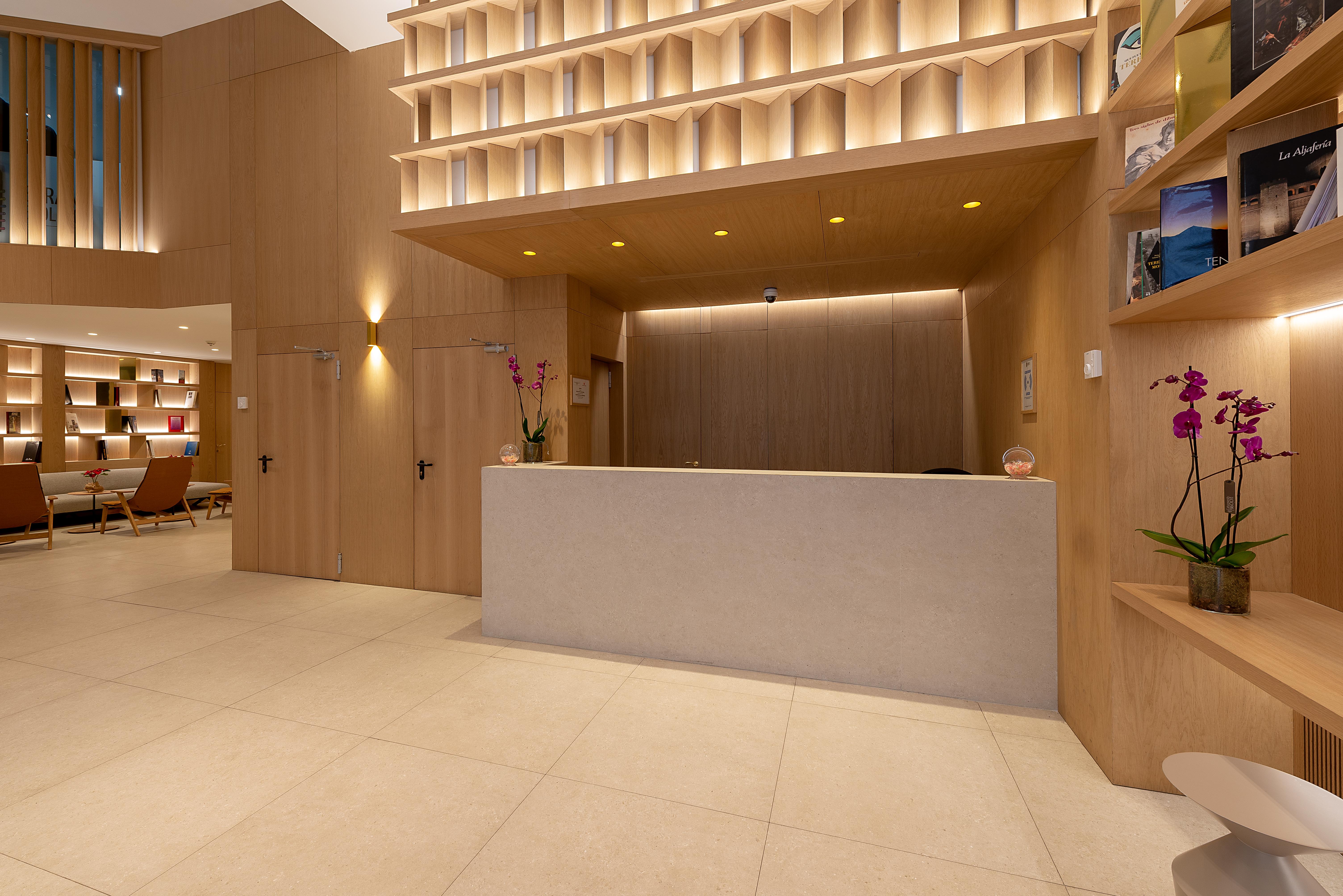 Apartamentos Recoletos Madrid Kültér fotó