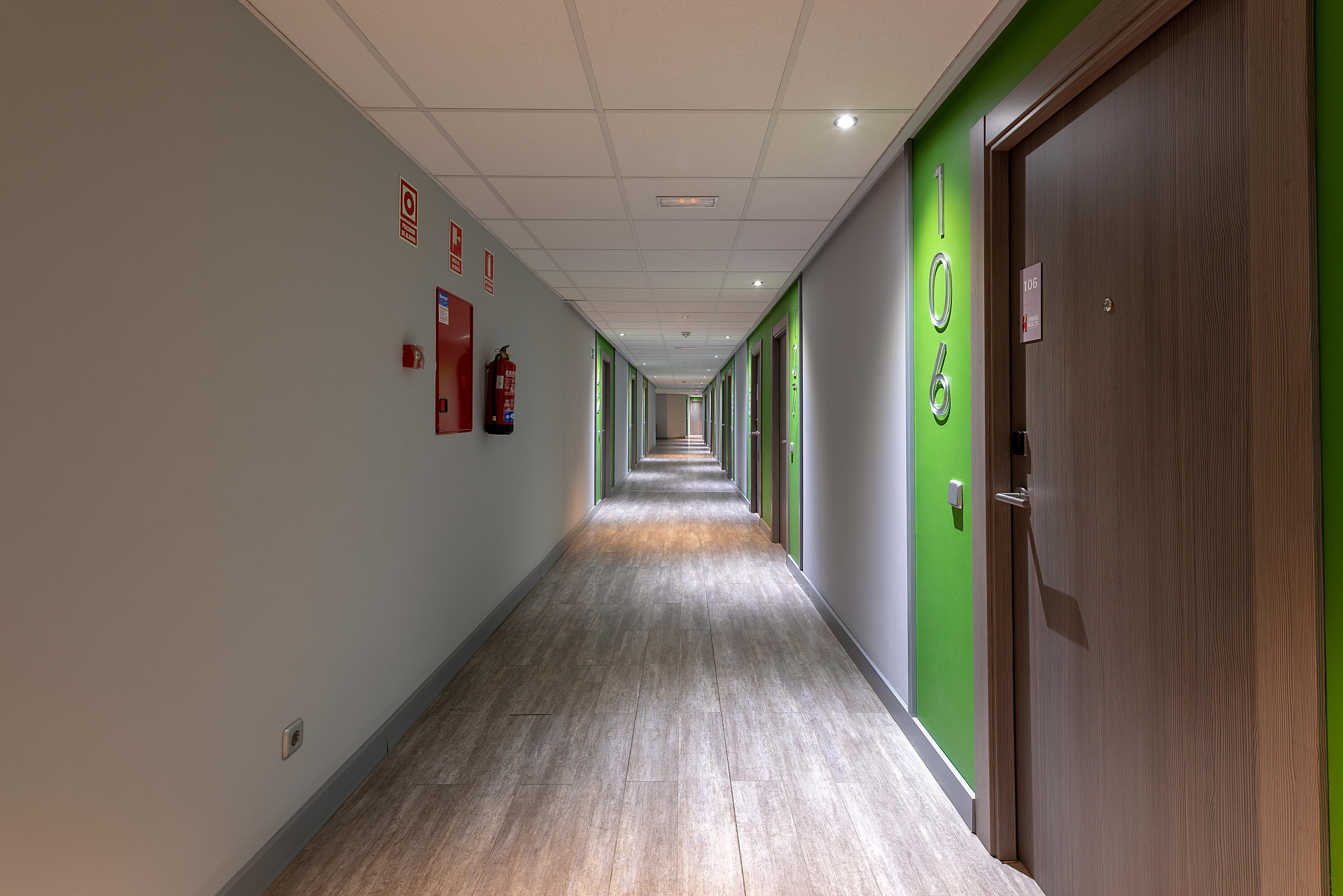 Apartamentos Recoletos Madrid Kültér fotó