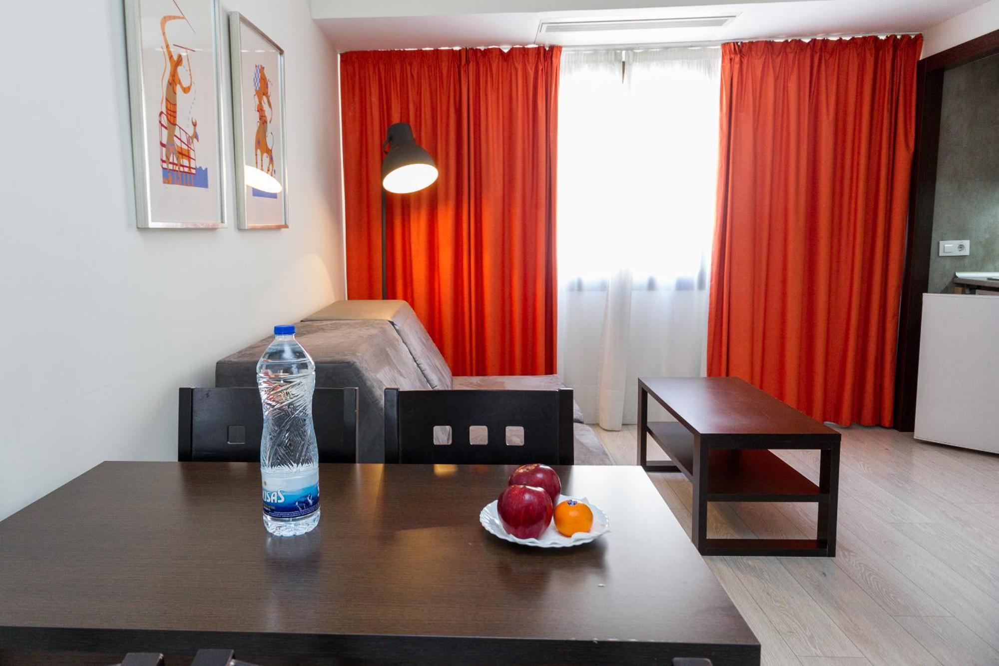 Apartamentos Recoletos Madrid Kültér fotó
